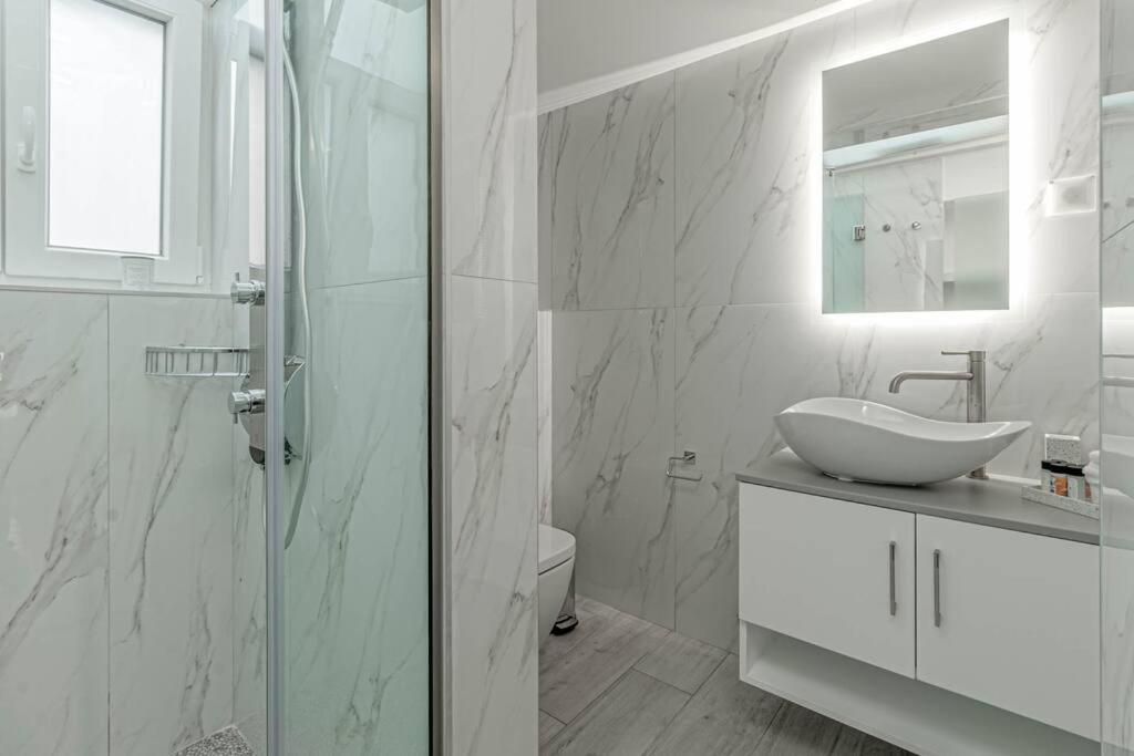Agisilaos Apartments コルフ島 エクステリア 写真